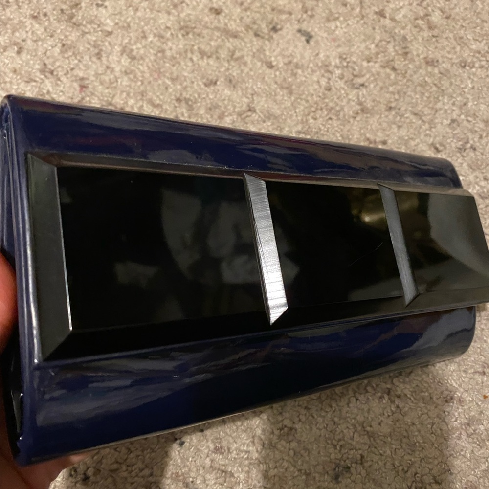 Big buddha clutch